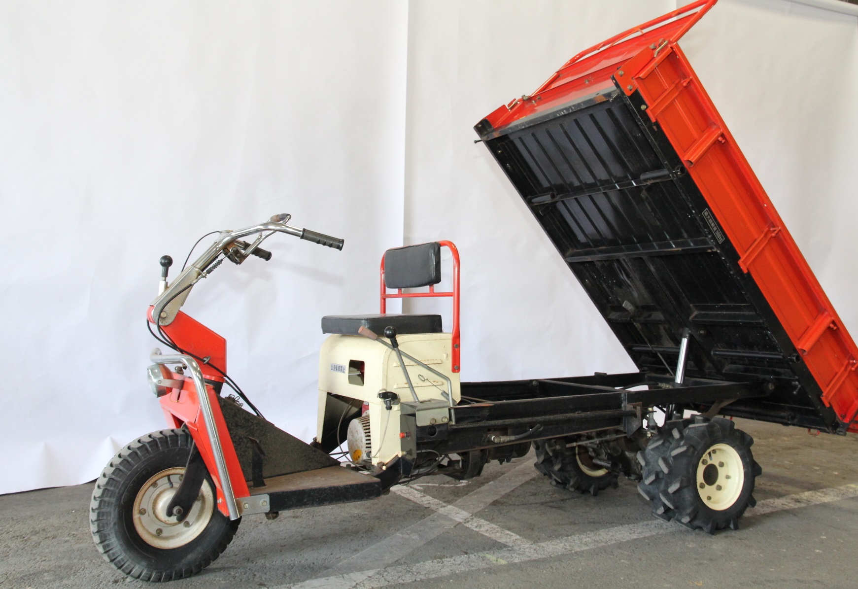 綺麗ですよ ダンプ 積載500kg 三輪ホイル運搬車 チクスイ 幸運機販売 姫路